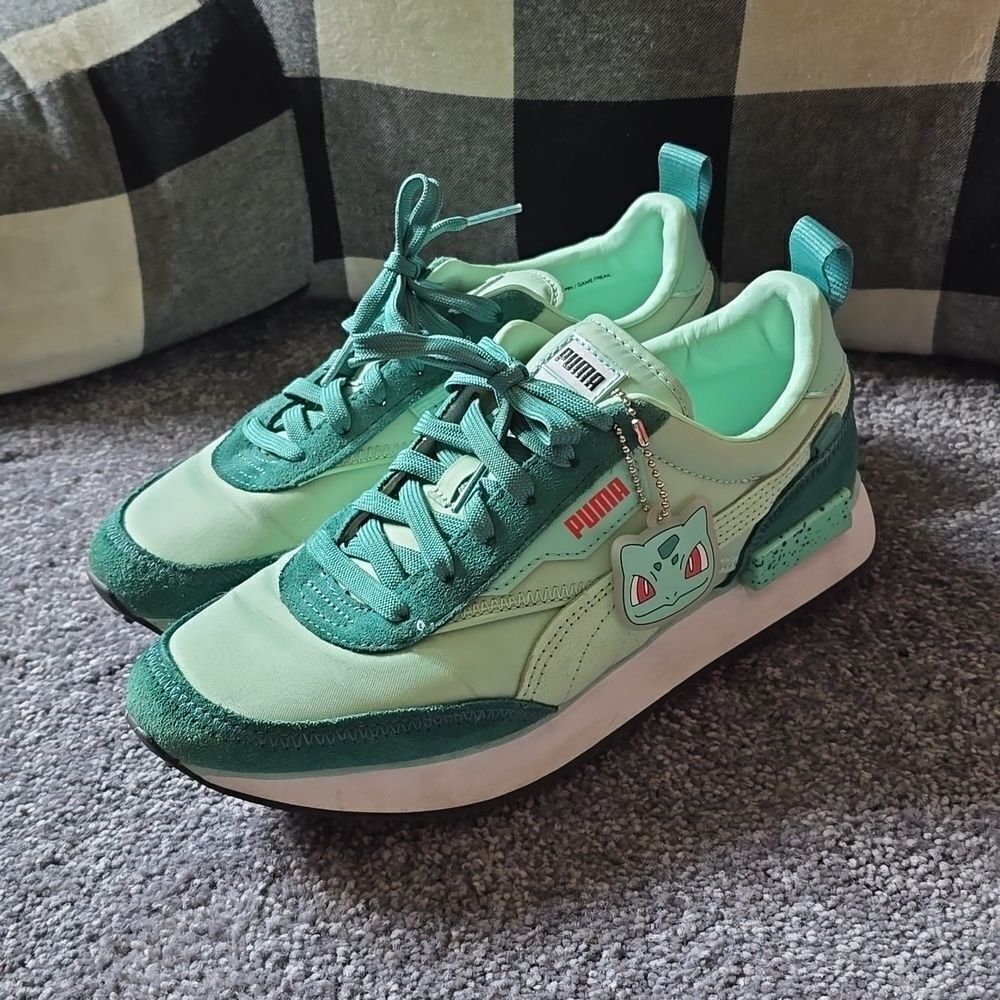 Puma Bulbasaur Pokémon Sneakers Kids Size 7 Women's Size 9 Excellent Condition